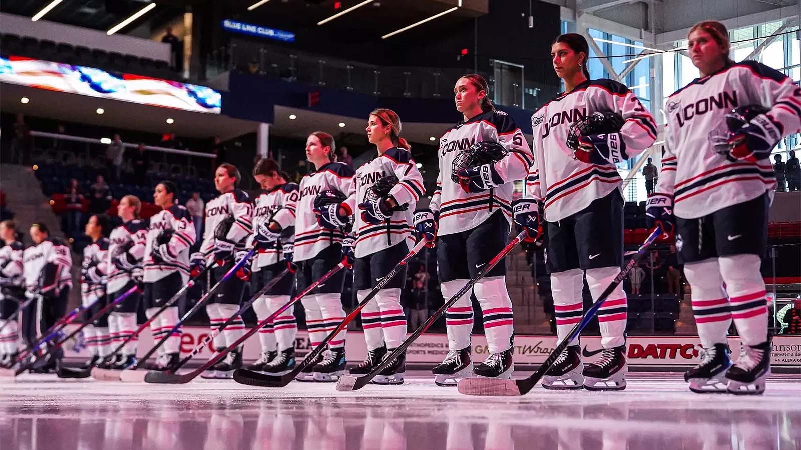 Women’s Notes: Huge Weekend for Hockey East Huskies  