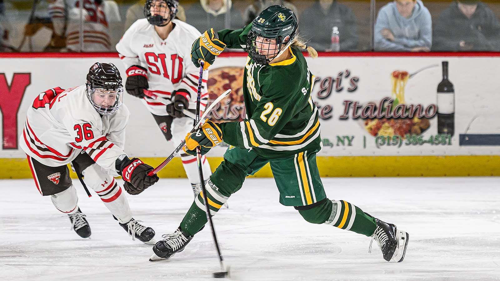 Women’s Notes: Race for the Scoring Title